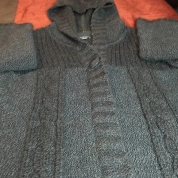 APT 9 sweater PXL - Picture 11 of 16